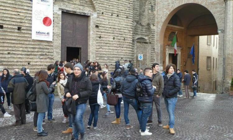 Immigrazione, confronto con docenti e magistrati a Unimc Immigrazione, confronto con docenti e magistrati a Unimc