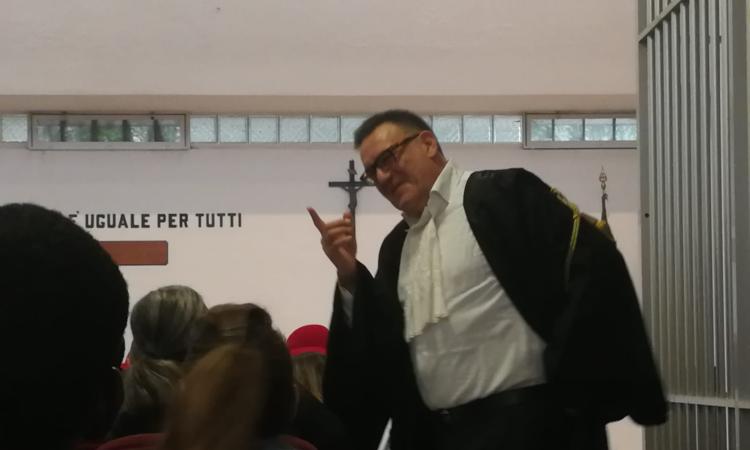 Sarà il criminologo Massimo Picozzi a svolgere la perizia psichiatrica su Luca Traini - VIDEO