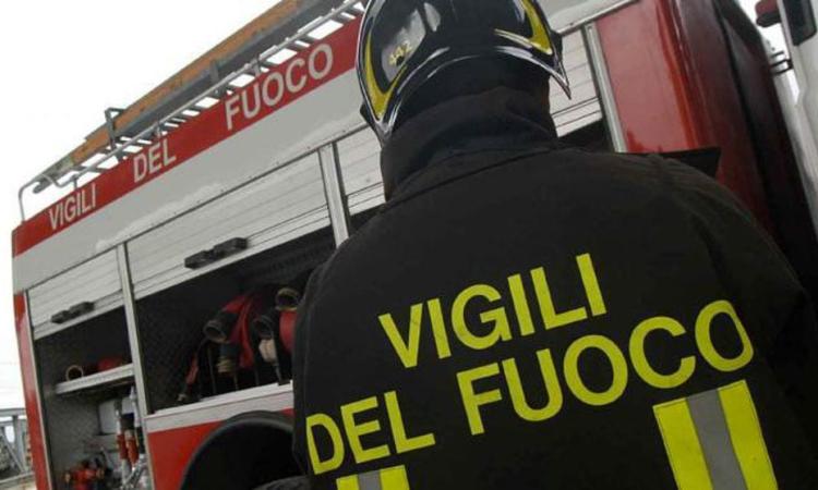 Tolentino: non rispondeva, i Vigili del Fuoco lo trovano morto Tolentino: non rispondeva, i Vigili del Fuoco lo trovano morto