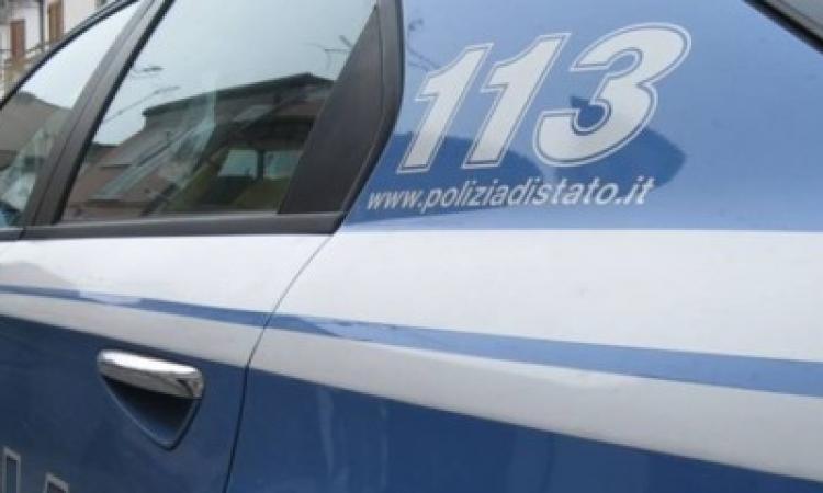 La Polizia a portata di click: attiva anche a Macerata YouPol, la nuova App La Polizia a portata di click: attiva anche a Macerata YouPol, la nuova App