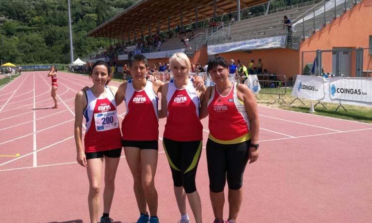Avis Macerata, le atlete del settore Master quarte ai campionati di atletica di Arezzo Avis Macerata, le atlete del settore Master quarte ai campionati di atletica di Arezzo