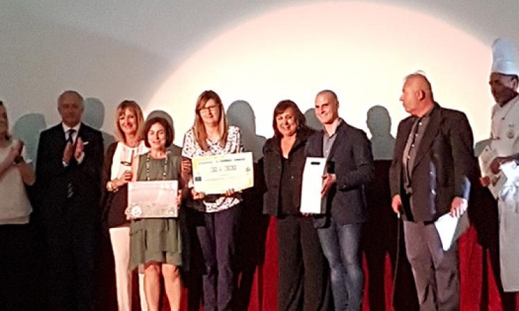 Anche il Don Bosco di Tolentino alla cena di fine anno del "Varnelli" di Cingoli