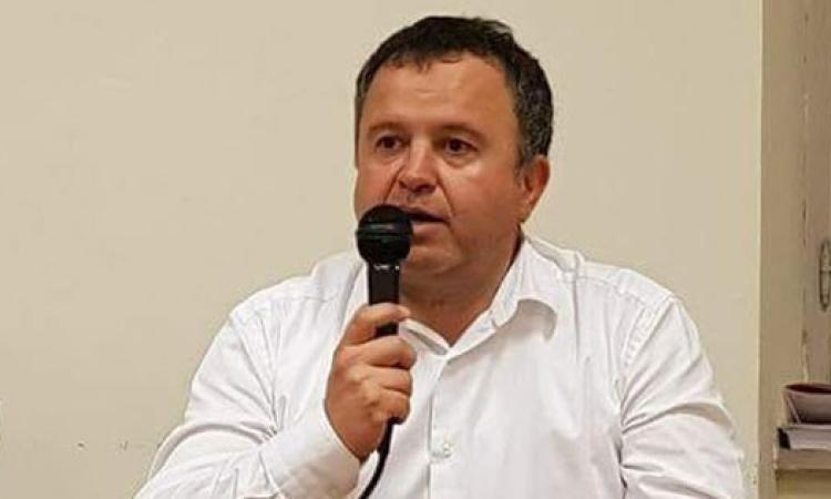 Per il segretario PD di Recanati Andrea Marinelli "il mercato ci toglie la fiducia, la linea no euro ha effetti negativi"