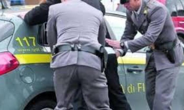 Doveva essere ai domiciliari all'ospedale di Rimini: fermato e arrestato dalla Finanza a Civitanova