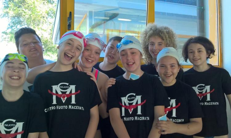 Centro Nuoto Macerata: 33 ori in 3 categorie del Salvamento