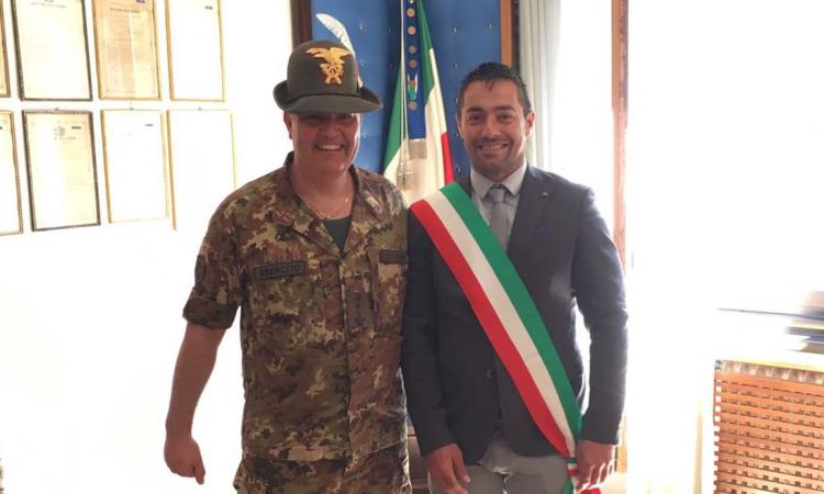 Il sindaco di Pieve Torina a Vipiteno per la festa di corpo del 5° reggimento degli alpini