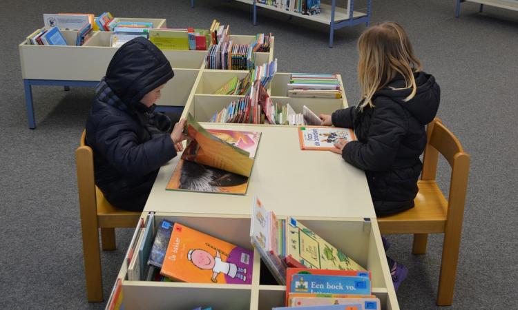 Treia, quando un libro celebra una vita che nasce