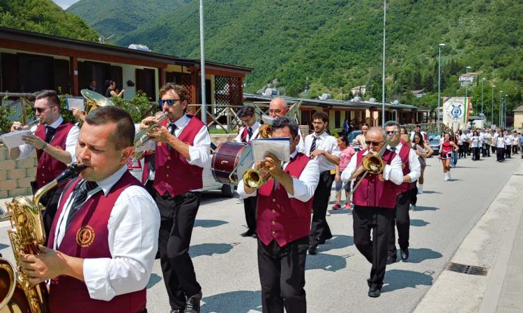 Domenica in musica per le vie di Pieve Torina Domenica in musica per le vie di Pieve Torina