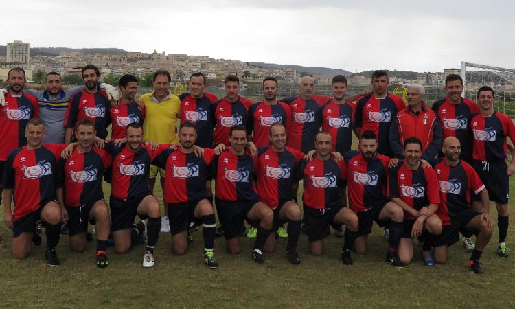 La squadra di calcio dell'Ordine degli Ingegneri di Macerata qualificata alla fase finale del campionato nazionale