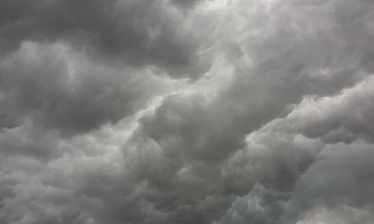 L'estate si fa desiderare: prevista il 5 luglio la nuova ondata di maltempo L'estate si fa desiderare: prevista il 5 luglio la nuova ondata di maltempo