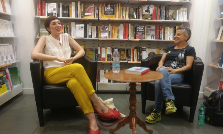 "Dieci cose che avevo dimenticato" di Lucrezia Sarnari, Marta e Giò protagoniste alla Feltrinelli