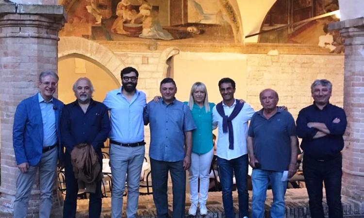 San Severino, una cena di beneficenza per sostenere le scuole colpite dal sisma San Severino, una cena di beneficenza per sostenere le scuole colpite dal sisma