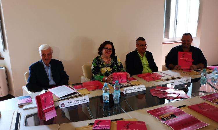 Si apre la quattordicesima edizione del festival Armonie della sera nell’incantevole Abbadia di Fiastra Si apre la quattordicesima edizione del festival Armonie della sera nell’incantevole Abbadia di Fiastra