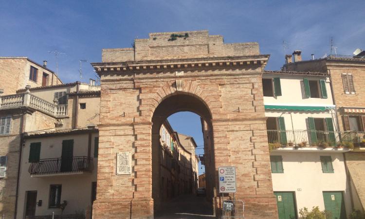 Pollenza: parte domani la 27esima esposizione di Antiquariato