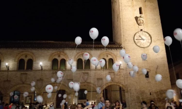 A Montelupone naso all'insù per la Notte dei Desideri A Montelupone naso all'insù per la Notte dei Desideri