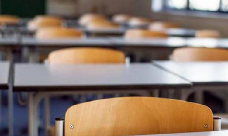 San Ginesio, raccolta di firme per le scuole: "Rivogliamo quello che il terremoto ci ha tolto"