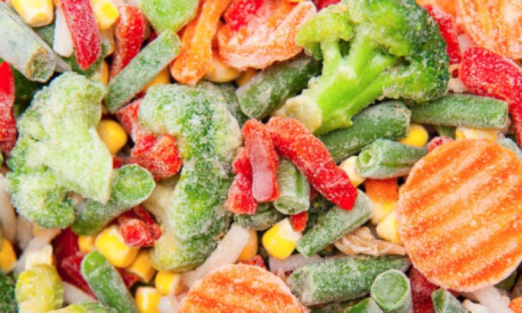 Epidemia di listeria da surgelati, 47 casi in Europa. Aumentano i prodotti ritirati dal mercato: diverse le marche coinvolte