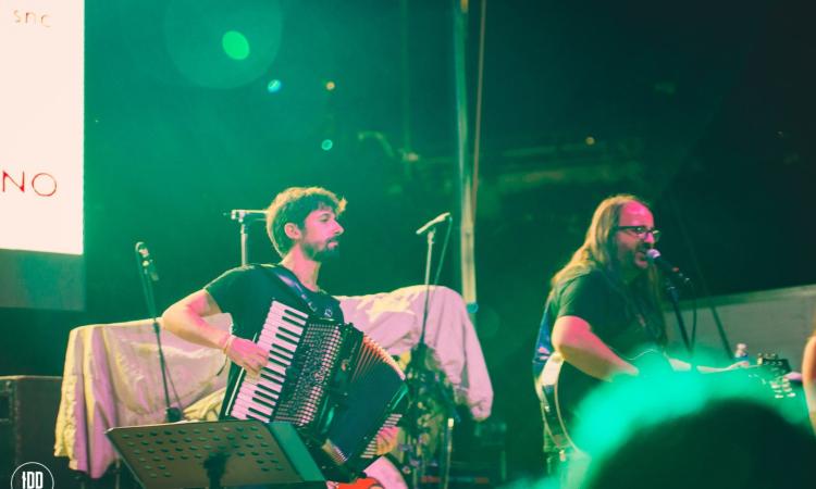 "Violenza verbale, odio e intolleranza": la Lega di Tolentino contro il concerto dei Modena City Ramblers "Violenza verbale, odio e intolleranza": la Lega di Tolentino contro il concerto dei Modena City Ramblers