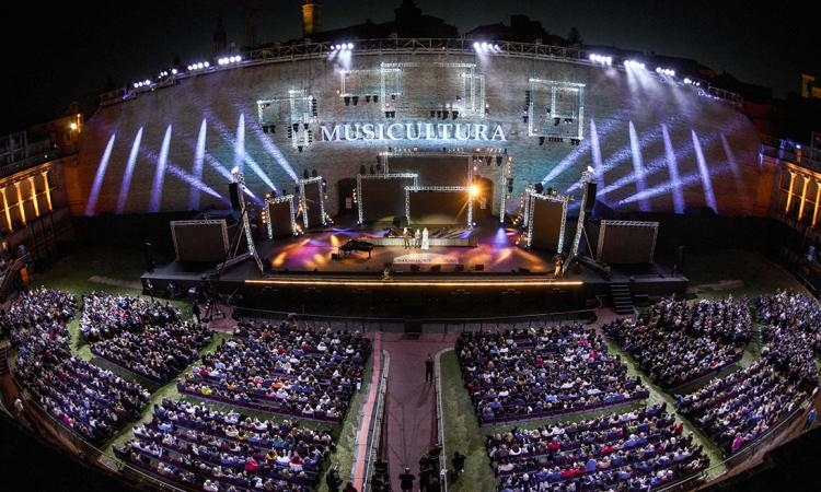 Musicultura, un'estate in vetrina sulla Rai: tre gli appuntamenti su Rai Radio 1 Musicultura, un'estate in vetrina sulla Rai: tre gli appuntamenti su Rai Radio 1