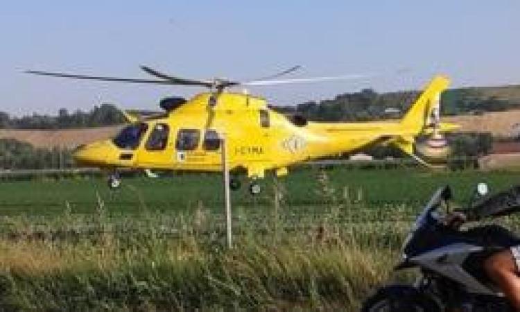 Frontale a Passo di Treia: una donna finisce in ospedale
