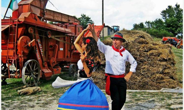 Il folklore delle Marche "raccontato" da Li Matti de Monteco' Il folklore delle Marche "raccontato" da Li Matti de Monteco'