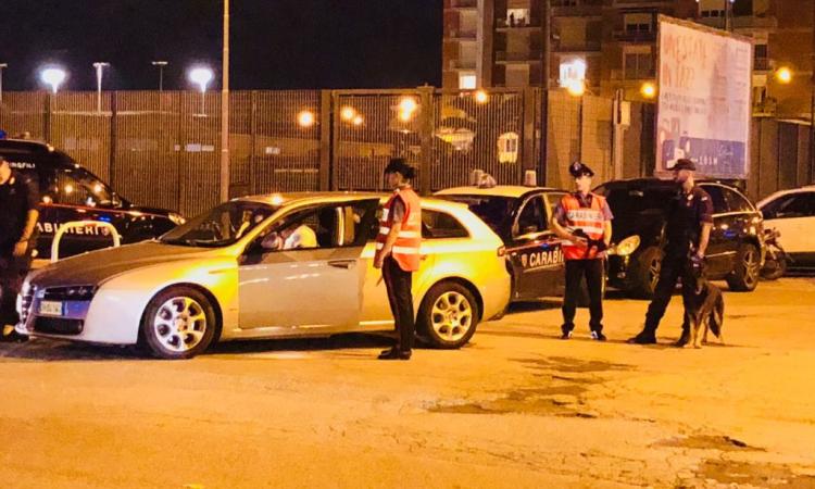 Notte di controlli a Civitanova: recuperata un'auto rubata e sequestrata droga Notte di controlli a Civitanova: recuperata un'auto rubata e sequestrata droga