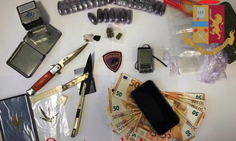 Droga, ordinazioni via Whatsapp: arrestato un 25enne Droga, ordinazioni via Whatsapp: arrestato un 25enne