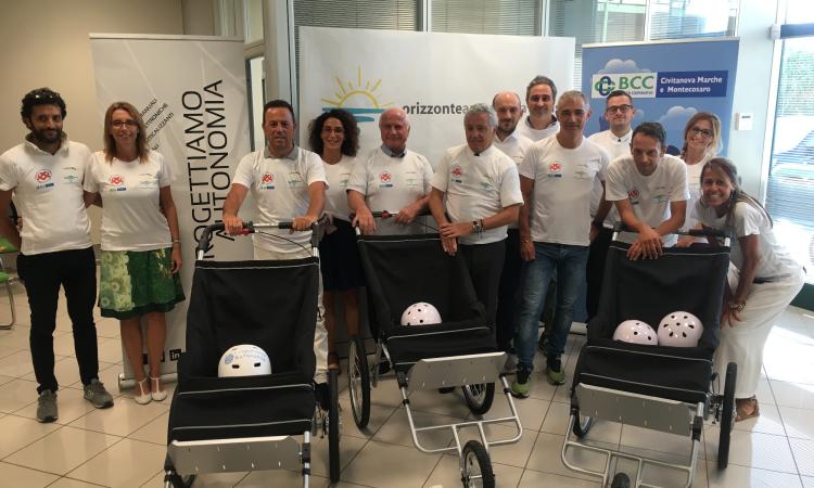 “Progetto InSuperAbily”: la Bcc di Civitanova e Montecosaro dona passeggini per far correre i bimbi “Progetto InSuperAbily”: la Bcc di Civitanova e Montecosaro dona passeggini per far correre i bimbi