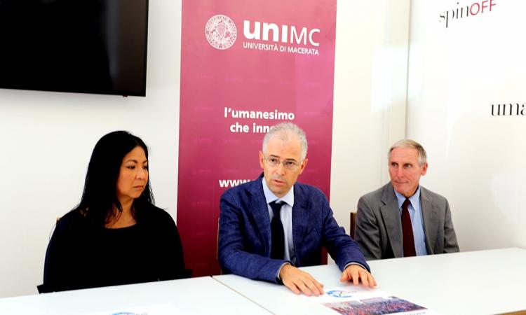 Futuri manager di 29 Paesi a lezione a Unimc - FOTO Futuri manager di 29 Paesi a lezione a Unimc - FOTO