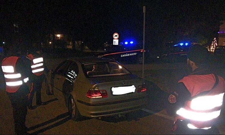 Si ubriaca e ha un incidente con l'auto: denunciato 30enne
