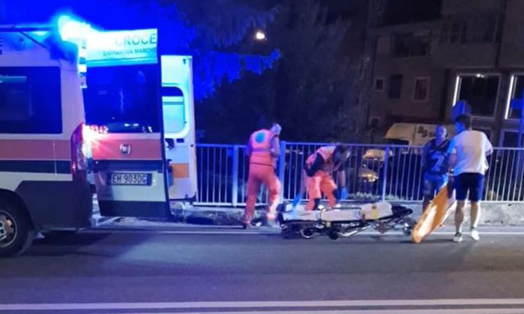 Investito nella notte: un trentenne finisce all'ospedale Investito nella notte: un trentenne finisce all'ospedale