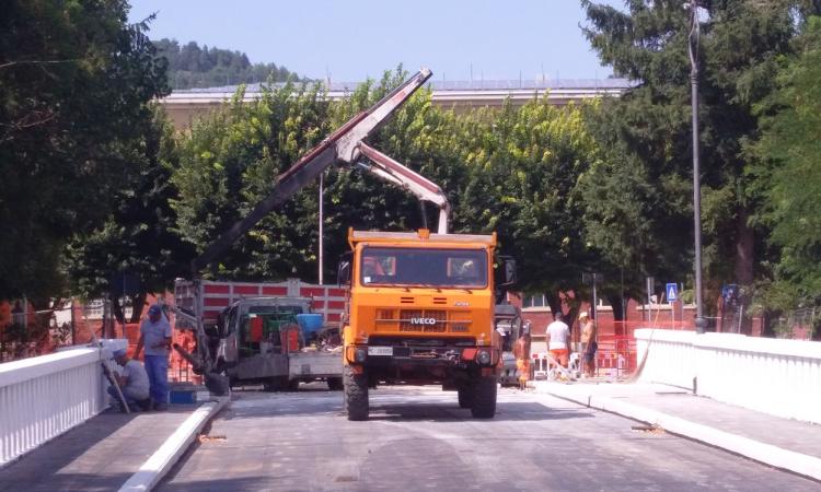 San Severino: lavori al ponte di Via Collio quasi ultimati San Severino: lavori al ponte di Via Collio quasi ultimati