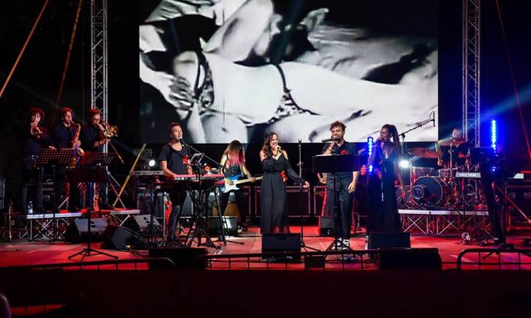 Grande successo per l’inaugurazione del Festival di Popsophia a Civitanova Alta Grande successo per l’inaugurazione del Festival di Popsophia a Civitanova Alta