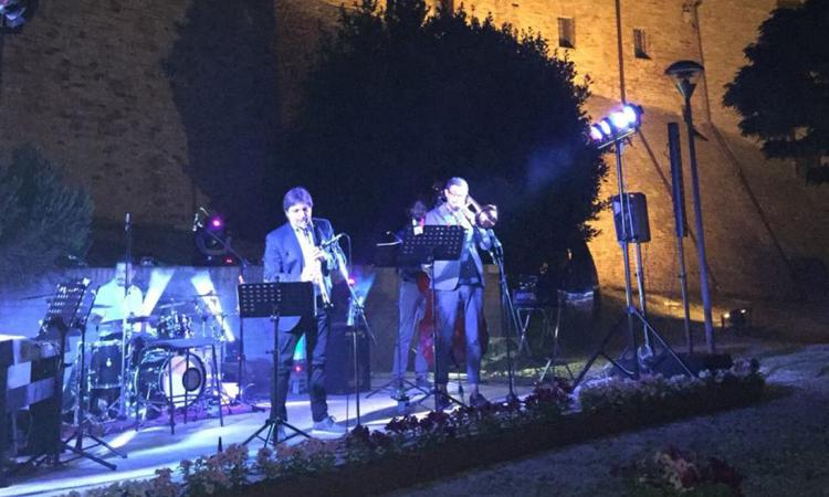 Musica e vino cotto per il gran finale della Stagione Concertistica Lorese Musica e vino cotto per il gran finale della Stagione Concertistica Lorese