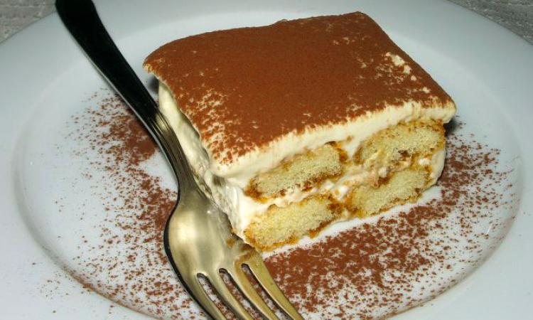 Civitanova, in ospedale per colpa del tiramisù Civitanova, in ospedale per colpa del tiramisù