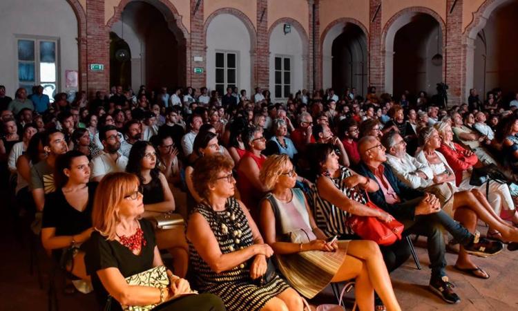 Il terzo appuntamento del Festival di Popsophia conquista Civitanova Alta con Ammaniti e Turrini Il terzo appuntamento del Festival di Popsophia conquista Civitanova Alta con Ammaniti e Turrini