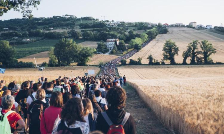 Anche i giovani della Macerata-Loreto da Papa Francesco Anche i giovani della Macerata-Loreto da Papa Francesco