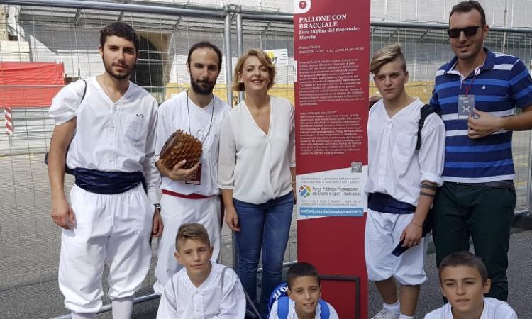 Treia a Verona con il Bracciale: a settembre sarà ancora Tocatì festival