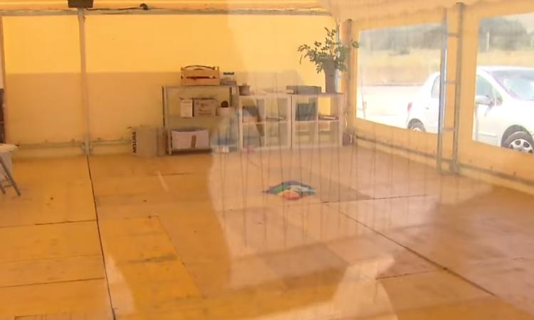 Tolentino, il Gruppo Scout: "La tensostruttura nell'area container è nostra, non è uno spazio giochi"