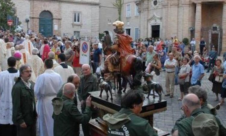 Festa di San Giuliano: tra tradizione e novità Macerata si prepara ad accogliere le festività del santo patrono Festa di San Giuliano: tra tradizione e novità Macerata si prepara ad accogliere le festività del santo patrono