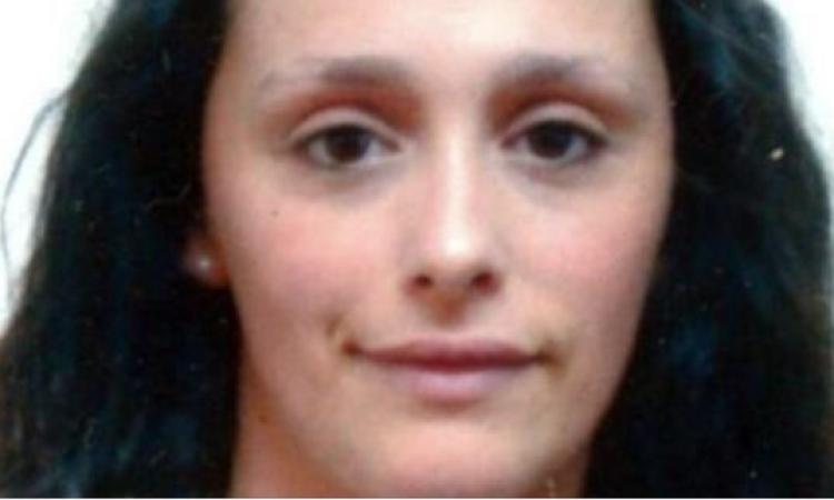 Lacrime e commozione per l'ultimo saluto a Michela Grimaldi