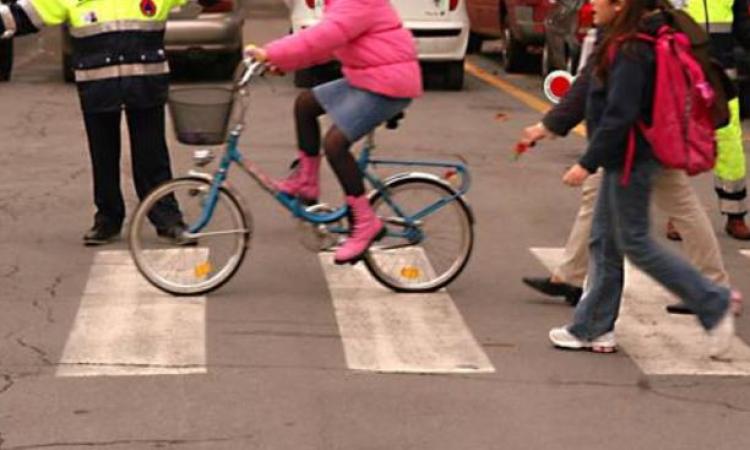 Vigilanza nelle scuole di Macerata, aperte le "candidature"