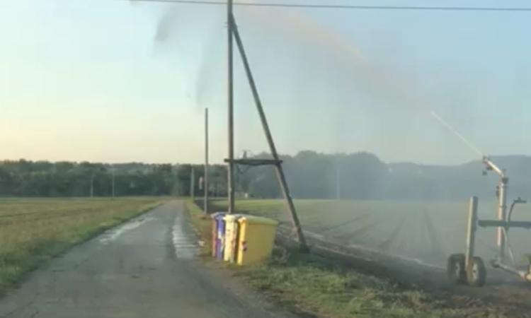 Montelupone, irrigatore "molesto": protestano i cittadini Montelupone, irrigatore "molesto": protestano i cittadini