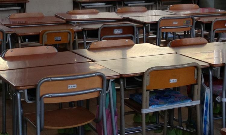 Professore e ingegnere senza laurea: smascherato dopo 35 anni di "professione" Professore e ingegnere senza laurea: smascherato dopo 35 anni di "professione"
