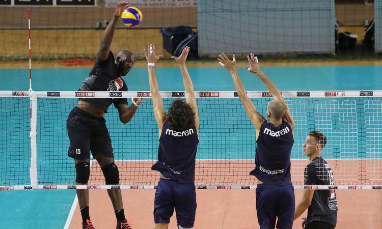 Lube, positivo primo test stagionale con Ortona: 3-0 di fronte ad oltre 500 tifosi