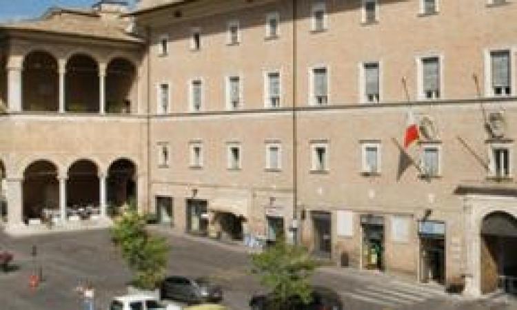 Macerata, "Uniti contro le droghe": in Prefettura incontro sulla sensibilizzazione alla tematica