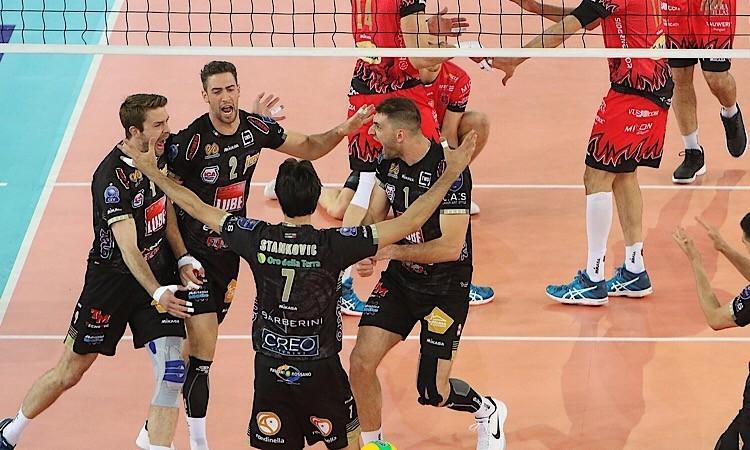 Lube Volley: ingaggiato lo schiacciatore statunitense Brenden Sander Lube Volley: ingaggiato lo schiacciatore statunitense Brenden Sander