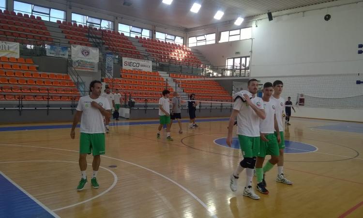 Volley, l'amichevole di Macerata contro Ortona finisce al tie break: vincono gli abruzzesi