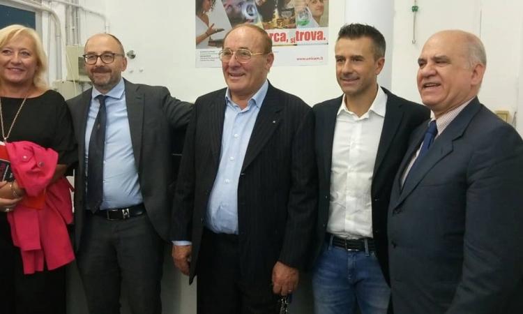 Camerino, Fileni sostiene Unicam per l'acquisto di una nuova strumentazione Camerino, Fileni sostiene Unicam per l'acquisto di una nuova strumentazione