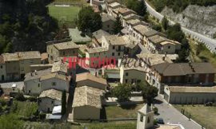 Montecavallo, "Ripartiamo insieme nel post terremoto": organizzata una tavola rotonda Montecavallo, "Ripartiamo insieme nel post terremoto": organizzata una tavola rotonda